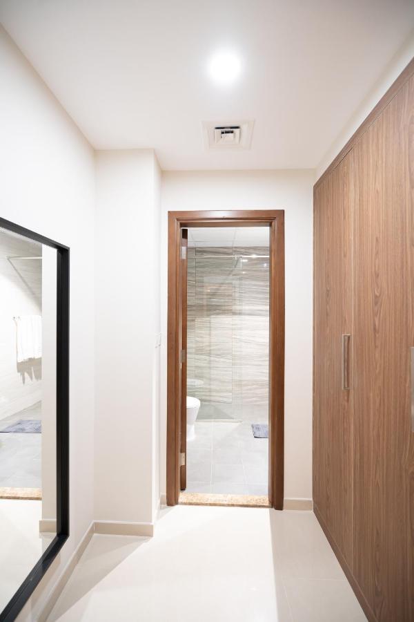 Appartement 1 Bed Apt With Wifi Pool Nr Mall Burj Khalifa *