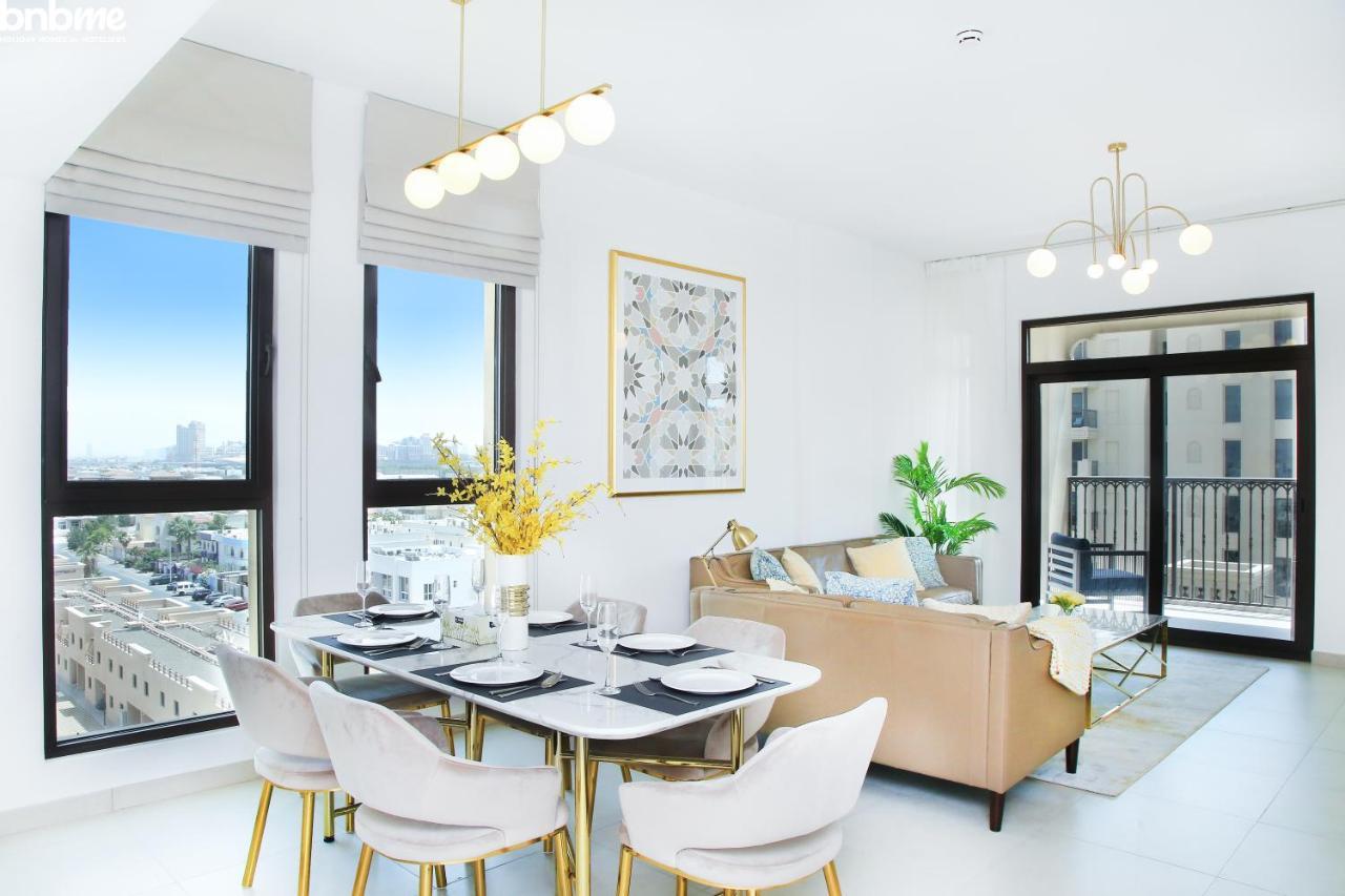 Bnbmehomes - Elegant Pool View - 2br - 607 Dubai