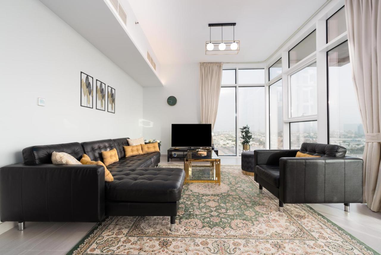 Lejlighed Ultimate - 3 Beds - Scenic Panoramic Views - Right At Metro Station - 5-10min To Sea, Burj Khalifa, Old Town, Downtown - 15min From Airport *