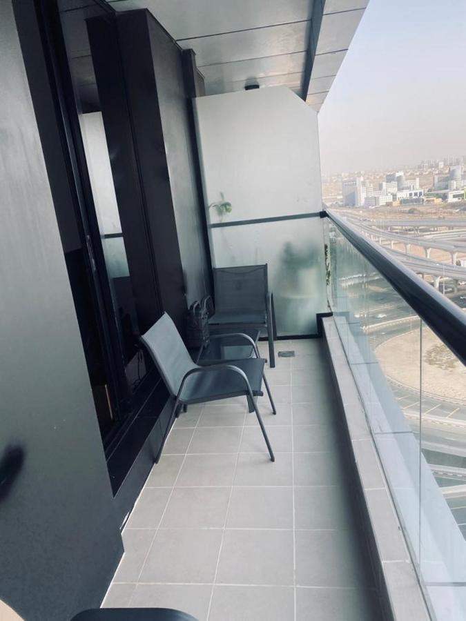 My-places 1 Bed Escan Towers 15 Dubaï