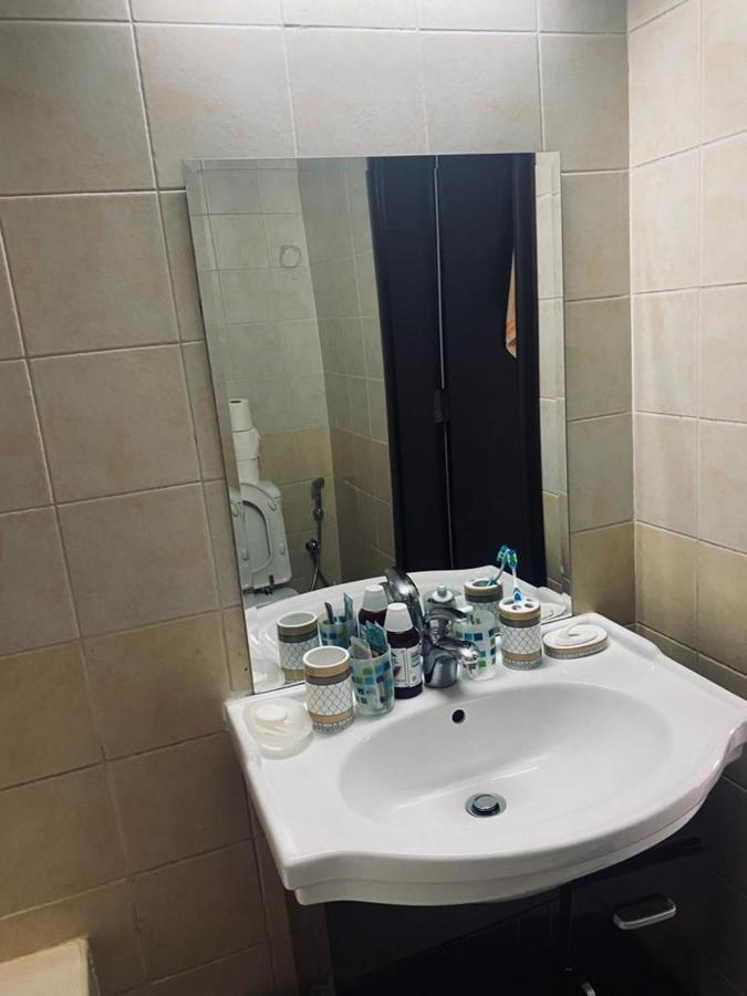 My-places 1 Bed Escan Towers 15 Dubaï