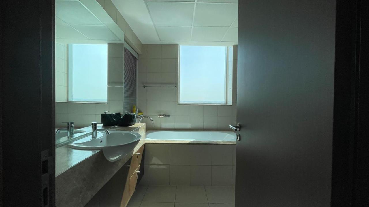 Luxurious One Bedroom - Jasmine Two Maison d'hôtes Dubaï