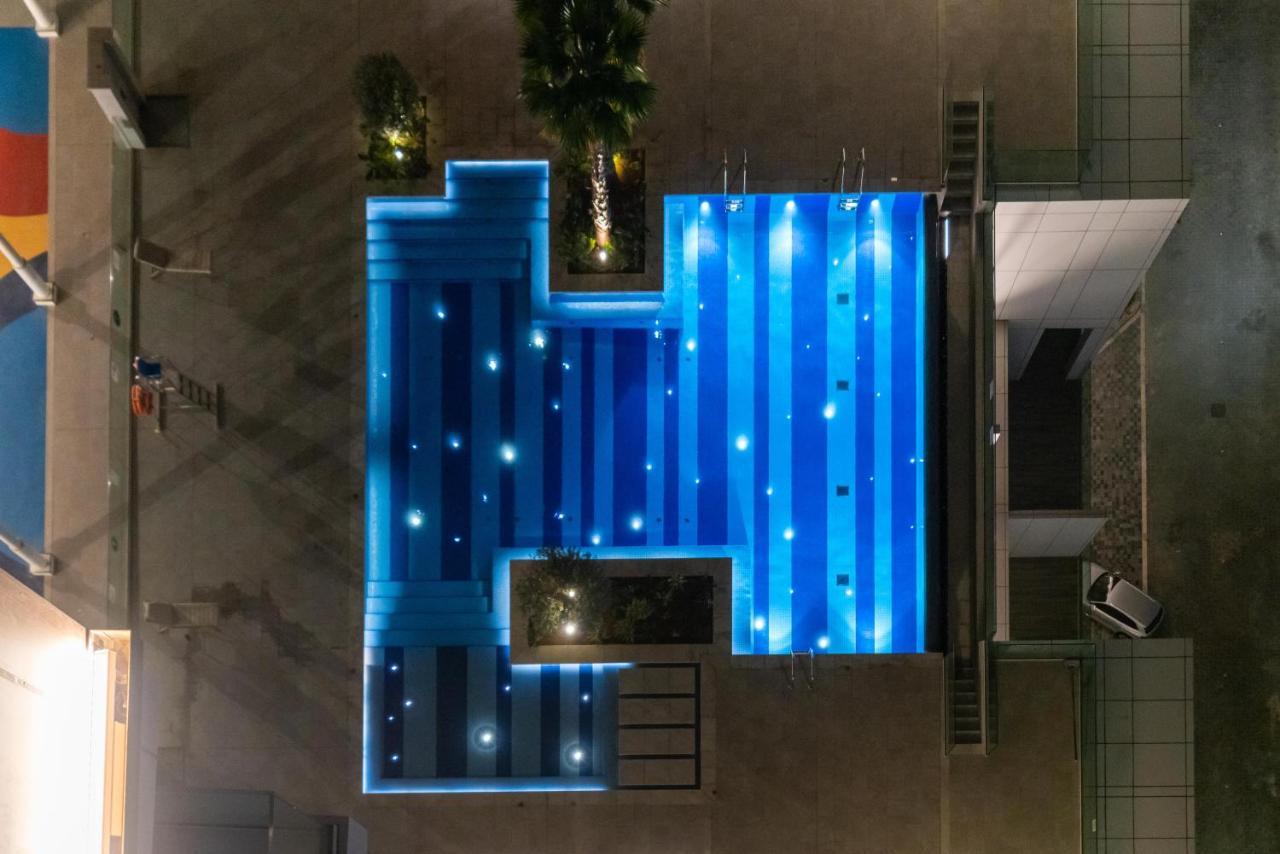 Ultimate - 3 Beds - Scenic Panoramic Views - Right At Metro Station - 5-10min To Sea, Burj Khalifa, Old Town, Downtown - 15min From Airport Apartamento Dubai