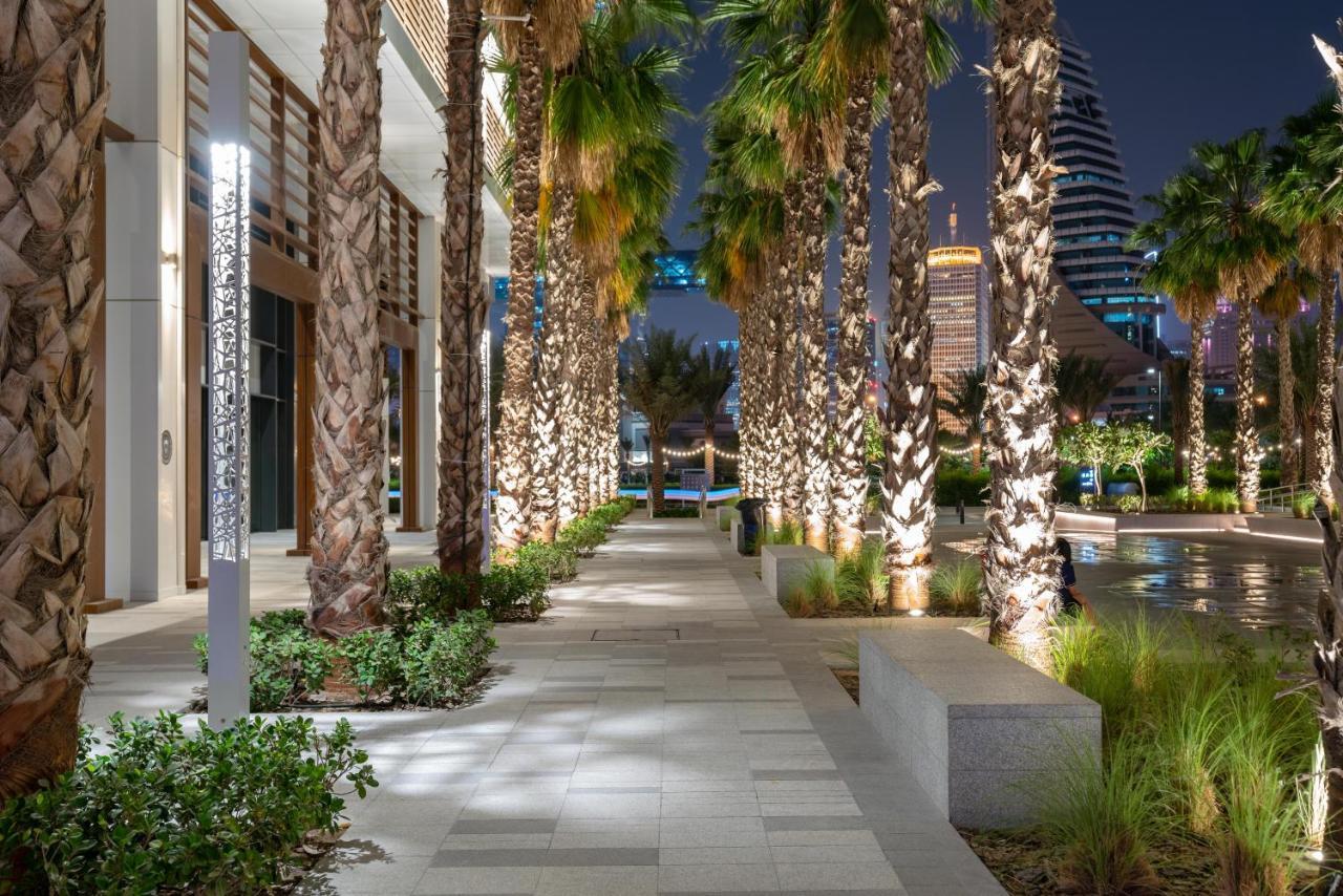 Ultimate - 3 Beds - Scenic Panoramic Views - Right At Metro Station - 5-10min To Sea, Burj Khalifa, Old Town, Downtown - 15min From Airport Apartamento