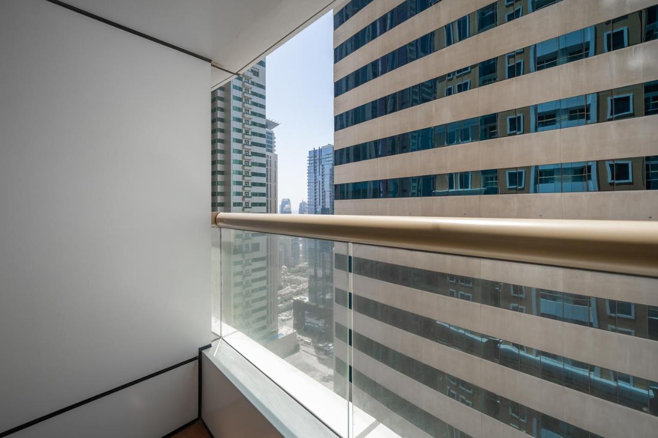 Higuests - Chic Apt With Spectacular Aerial Sea Views Dubai
