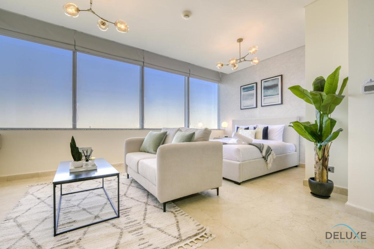 Great Cozy 1br With Pool & Views By Deluxe Homes * Dubaï
