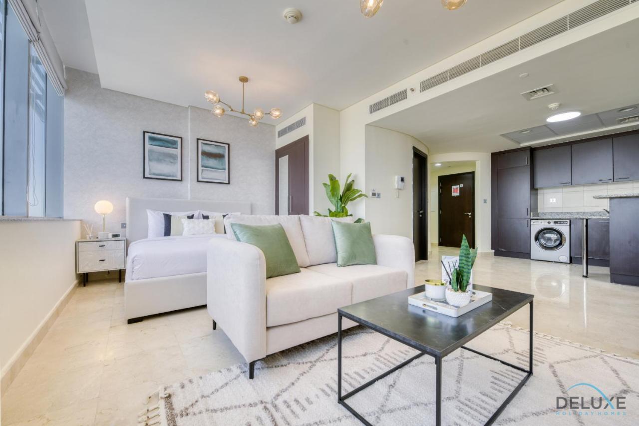 Lägenhet Great Cozy 1br With Pool & Views By Deluxe Homes Dubai