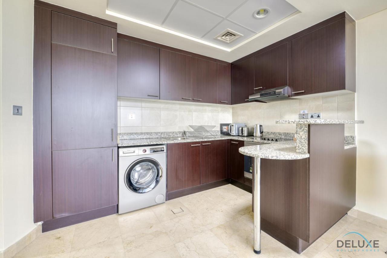 Great Cozy 1br With Pool & Views By Deluxe Homes Appartement Dubaï