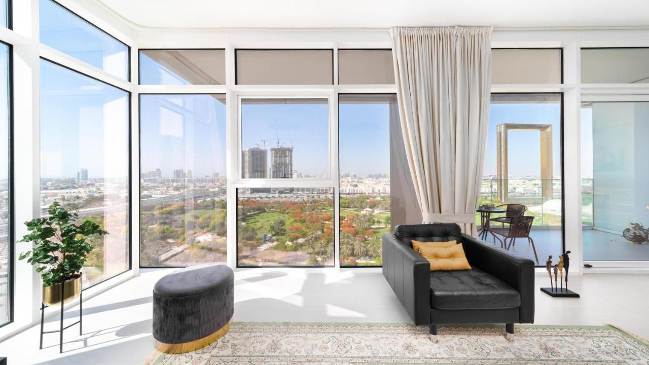 Lejlighed Ultimate - 3 Beds - Scenic Panoramic Views - Right At Metro Station - 5-10min To Sea, Burj Khalifa, Old Town, Downtown - 15min From Airport
