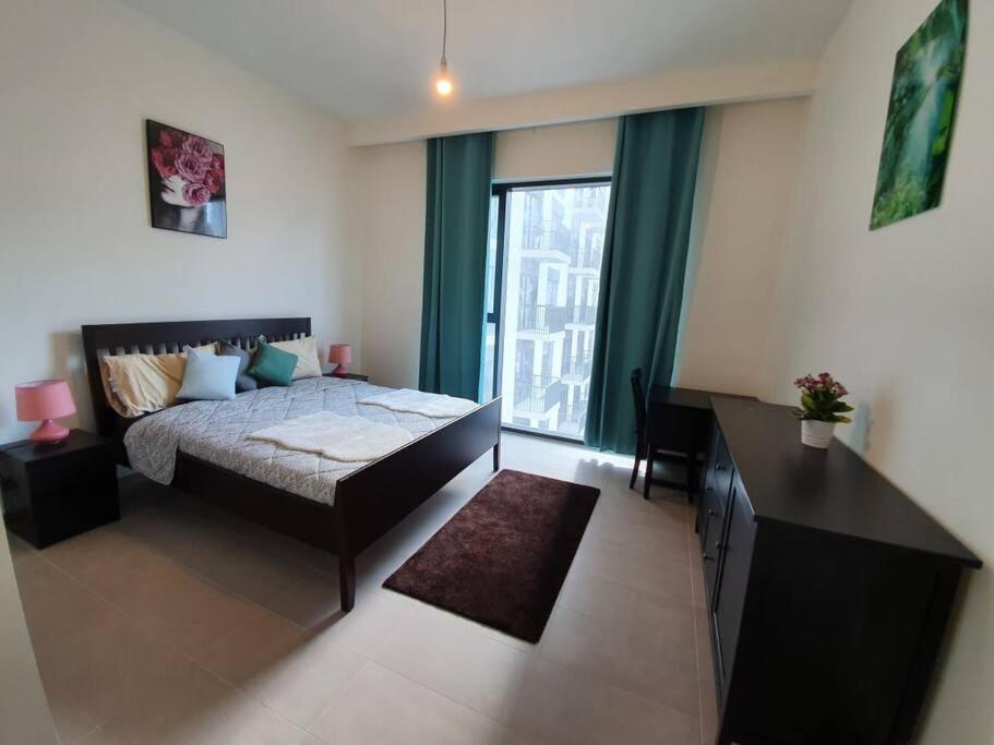 2 Bedroom Available For Short Term Dubai