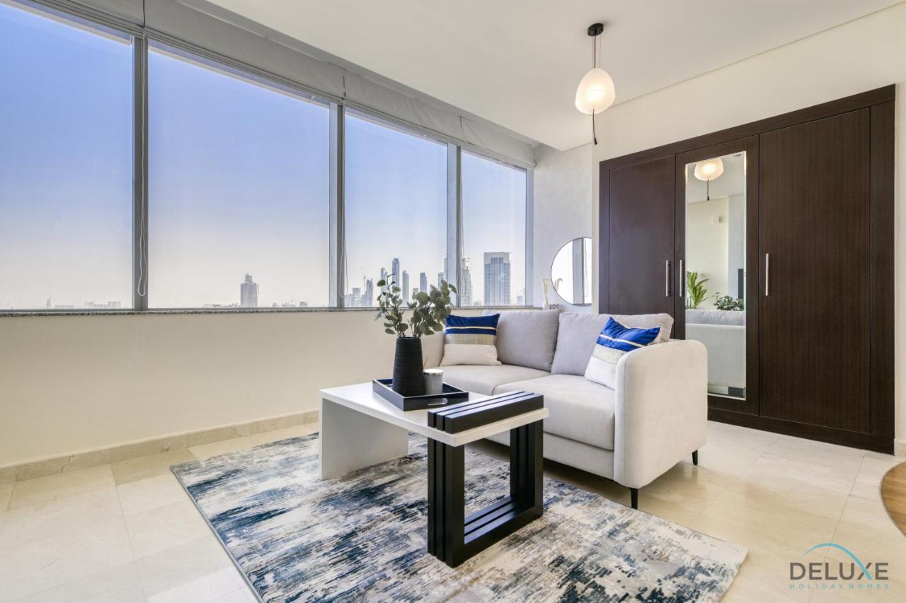 Appartement Value Modern 1br With Pool & Stunning Views By Deluxe Homes Dubaï