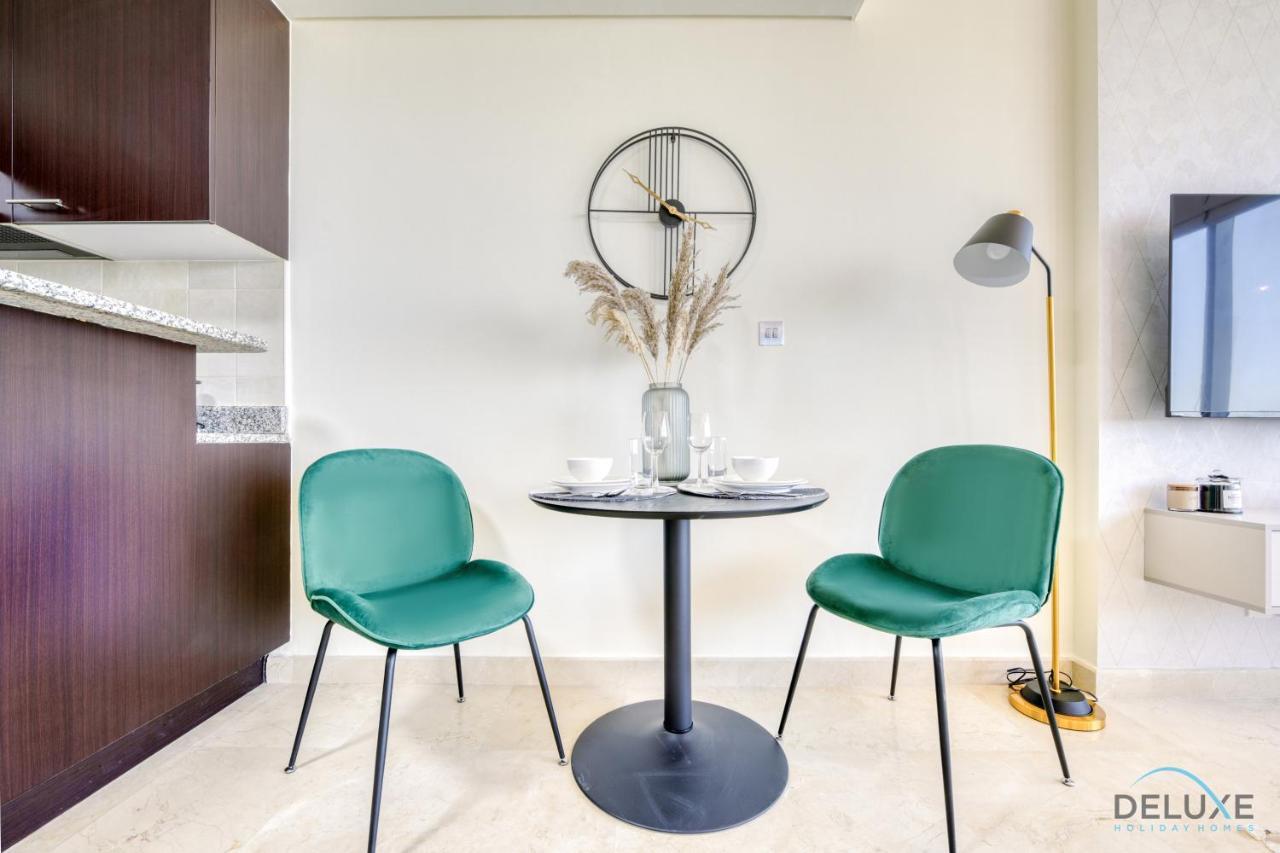 Lägenhet Great Cozy 1br With Pool & Views By Deluxe Homes Dubai