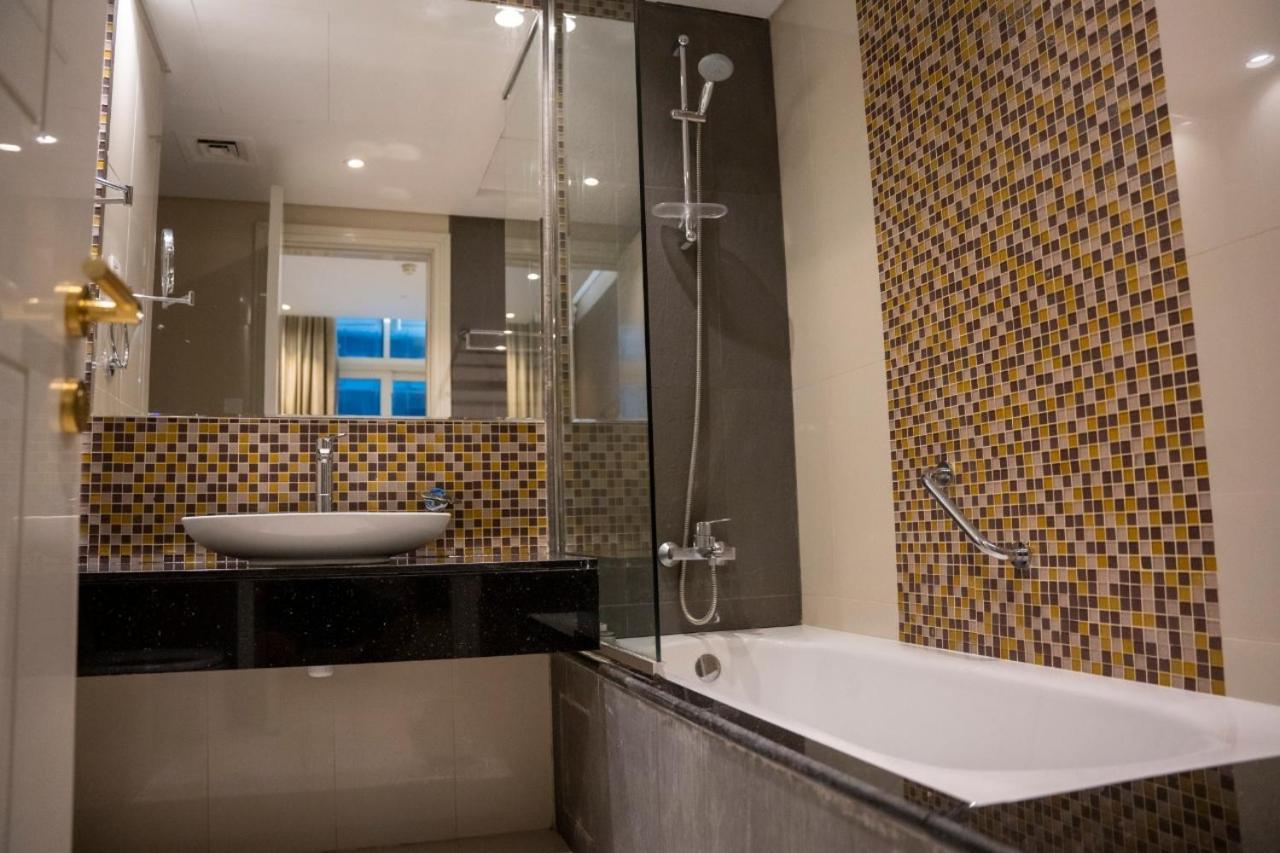 King Suite-Burj Khalifa 5 Min Walking From Dubai Mall Apartamento *