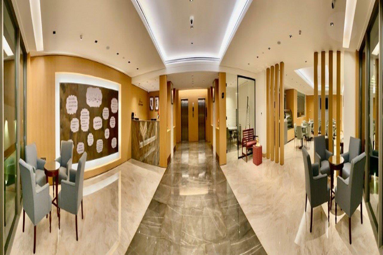 Sitara L.l.c Hotell