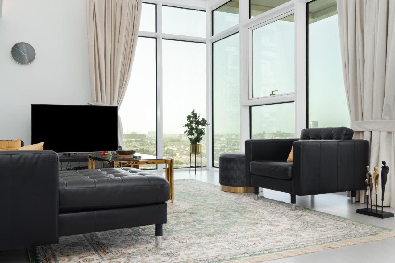 Apartamento Ultimate - 3 Beds - Scenic Panoramic Views - Right At Metro Station - 5-10min To Sea, Burj Khalifa, Old Town, Downtown - 15min From Airport *