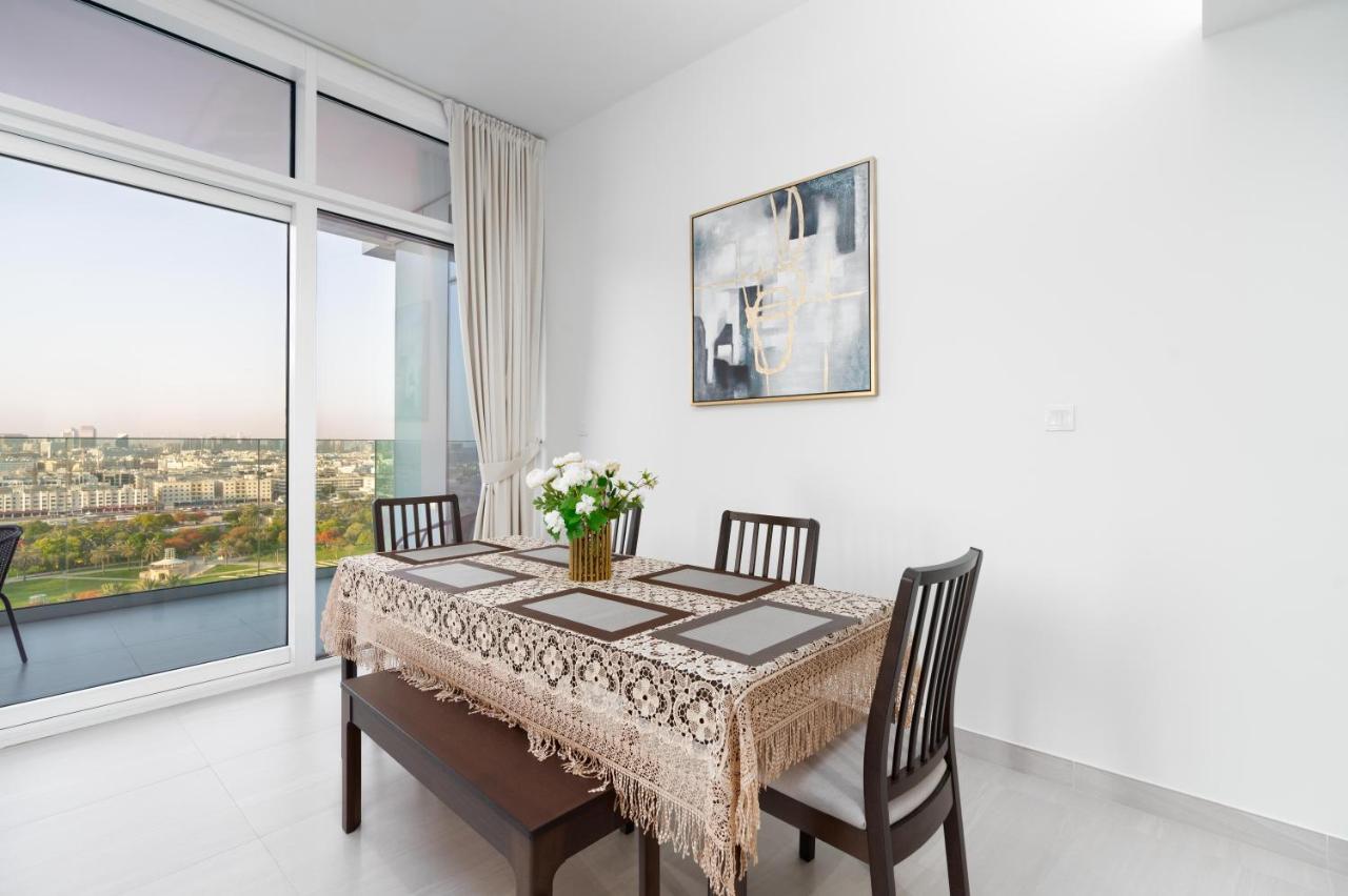Lejlighed Ultimate - 3 Beds - Scenic Panoramic Views - Right At Metro Station - 5-10min To Sea, Burj Khalifa, Old Town, Downtown - 15min From Airport Dubai
