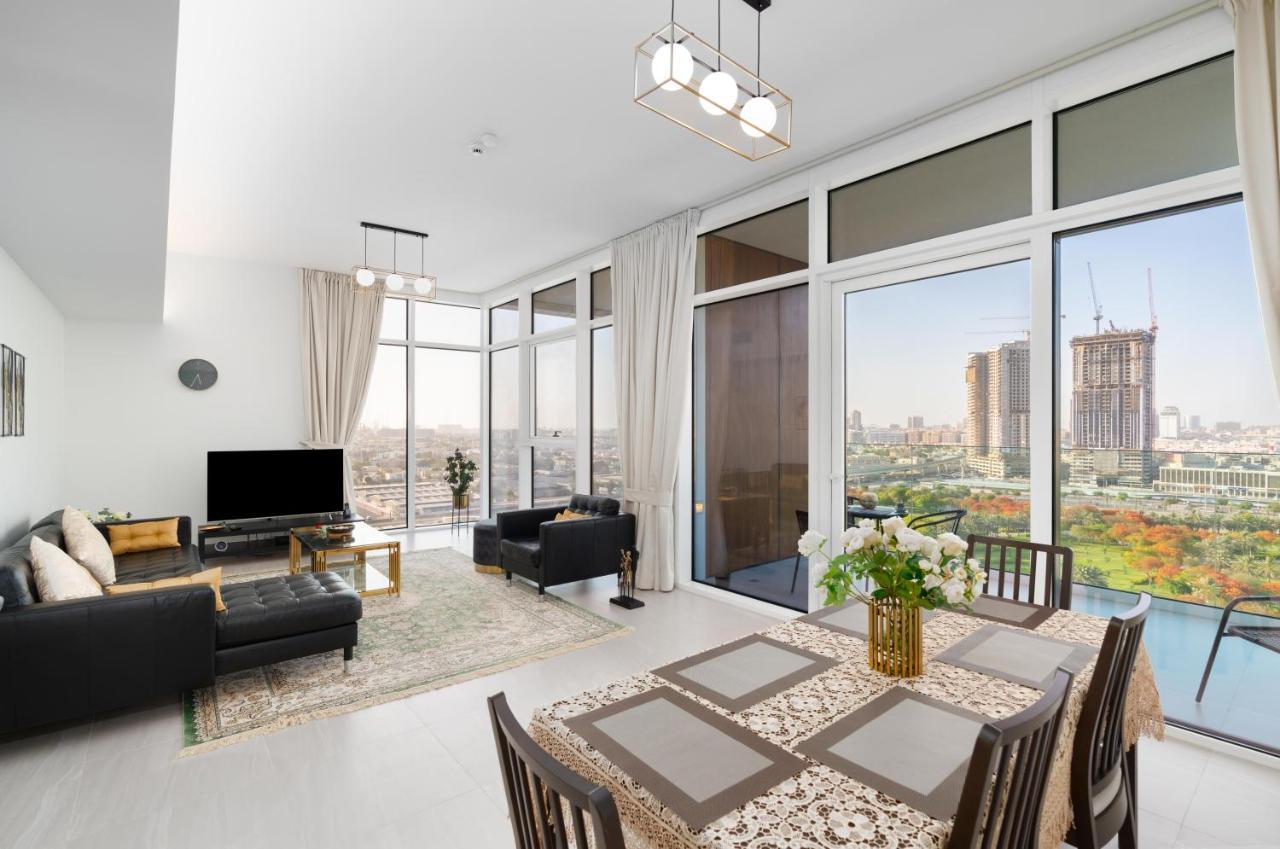 Ultimate - 3 Beds - Scenic Panoramic Views - Right At Metro Station - 5-10min To Sea, Burj Khalifa, Old Town, Downtown - 15min From Airport Apartamento
