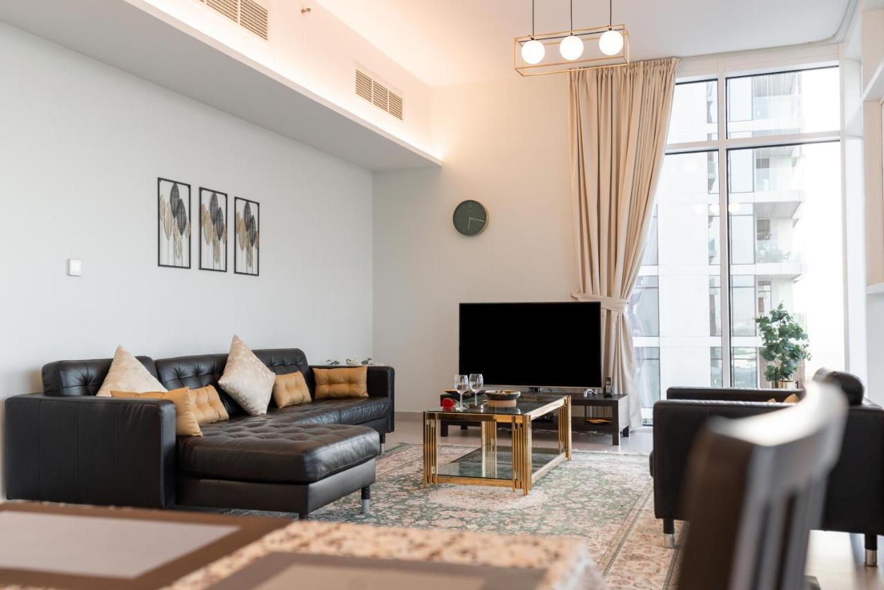 Apartamento Ultimate - 3 Beds - Scenic Panoramic Views - Right At Metro Station - 5-10min To Sea, Burj Khalifa, Old Town, Downtown - 15min From Airport