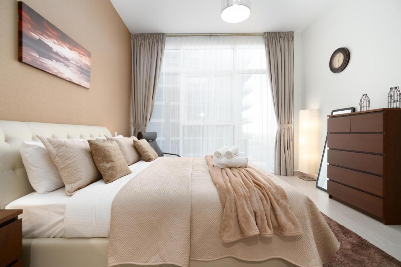 Lejlighed Ultimate - 3 Beds - Scenic Panoramic Views - Right At Metro Station - 5-10min To Sea, Burj Khalifa, Old Town, Downtown - 15min From Airport