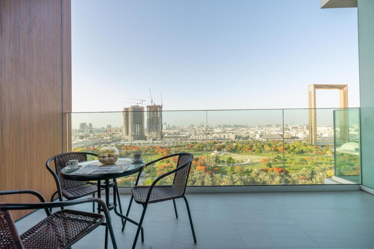Ultimate - 3 Beds - Scenic Panoramic Views - Right At Metro Station - 5-10min To Sea, Burj Khalifa, Old Town, Downtown - 15min From Airport Lejlighed
