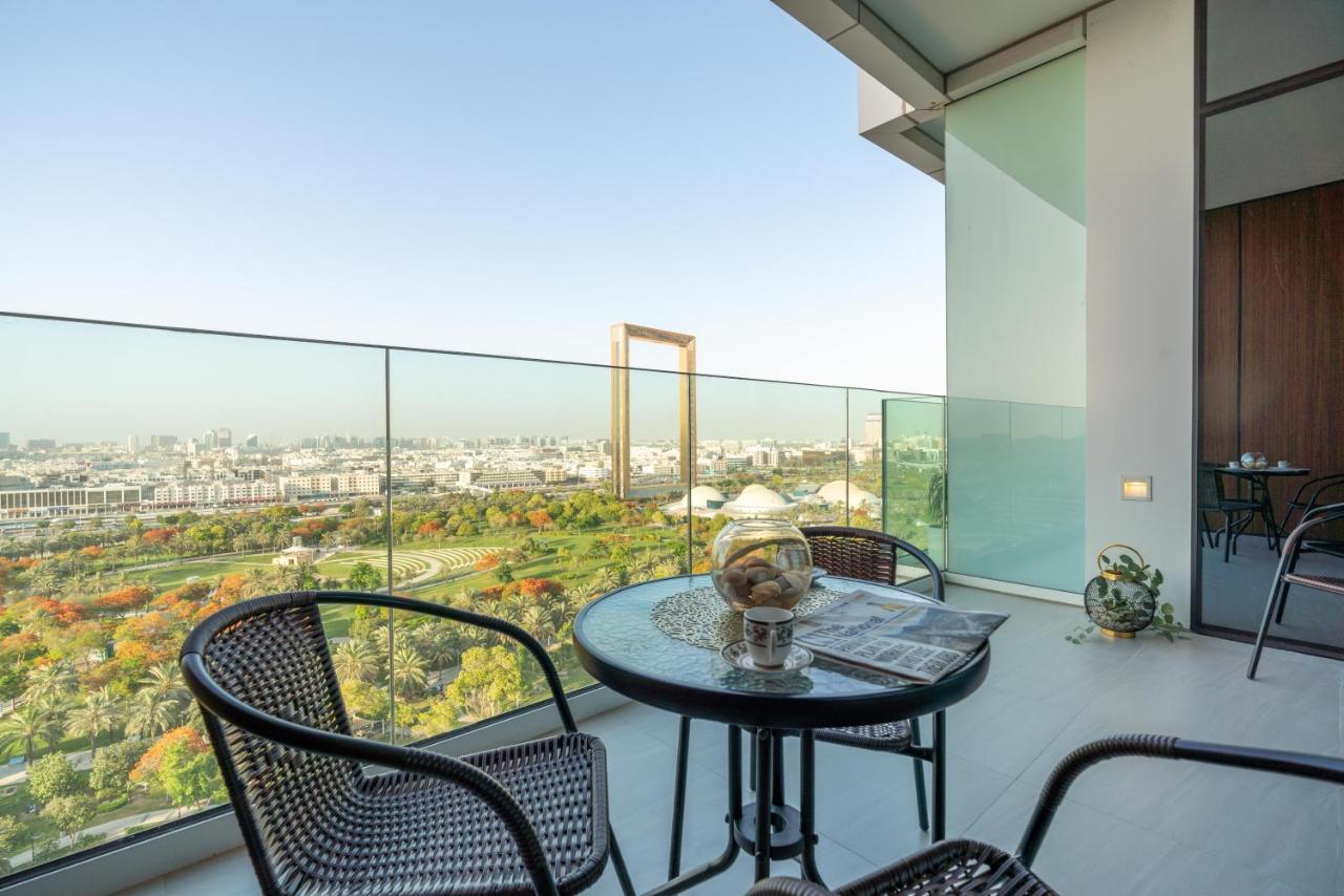 Ultimate - 3 Beds - Scenic Panoramic Views - Right At Metro Station - 5-10min To Sea, Burj Khalifa, Old Town, Downtown - 15min From Airport Lejlighed Dubai