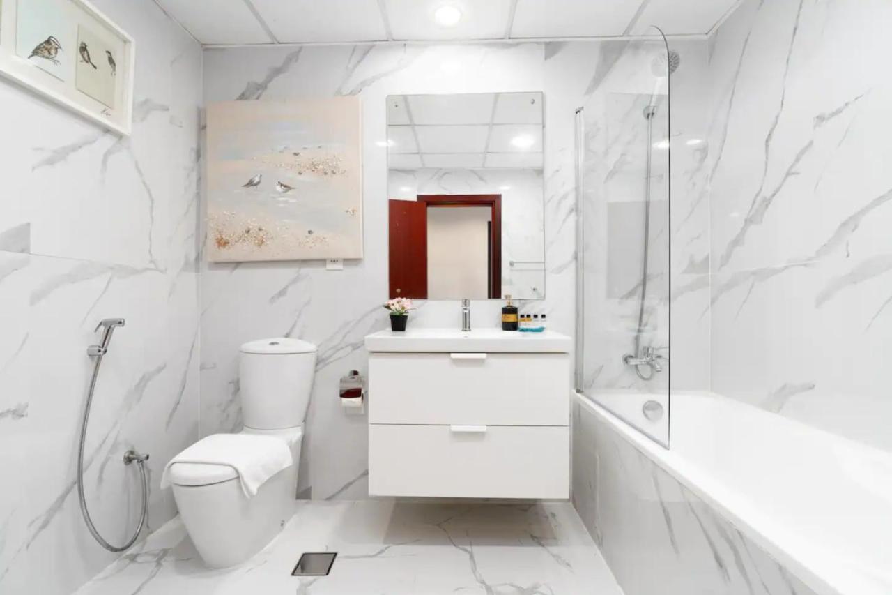 Gorgeous 2 Bedroom In Near The * Dubai