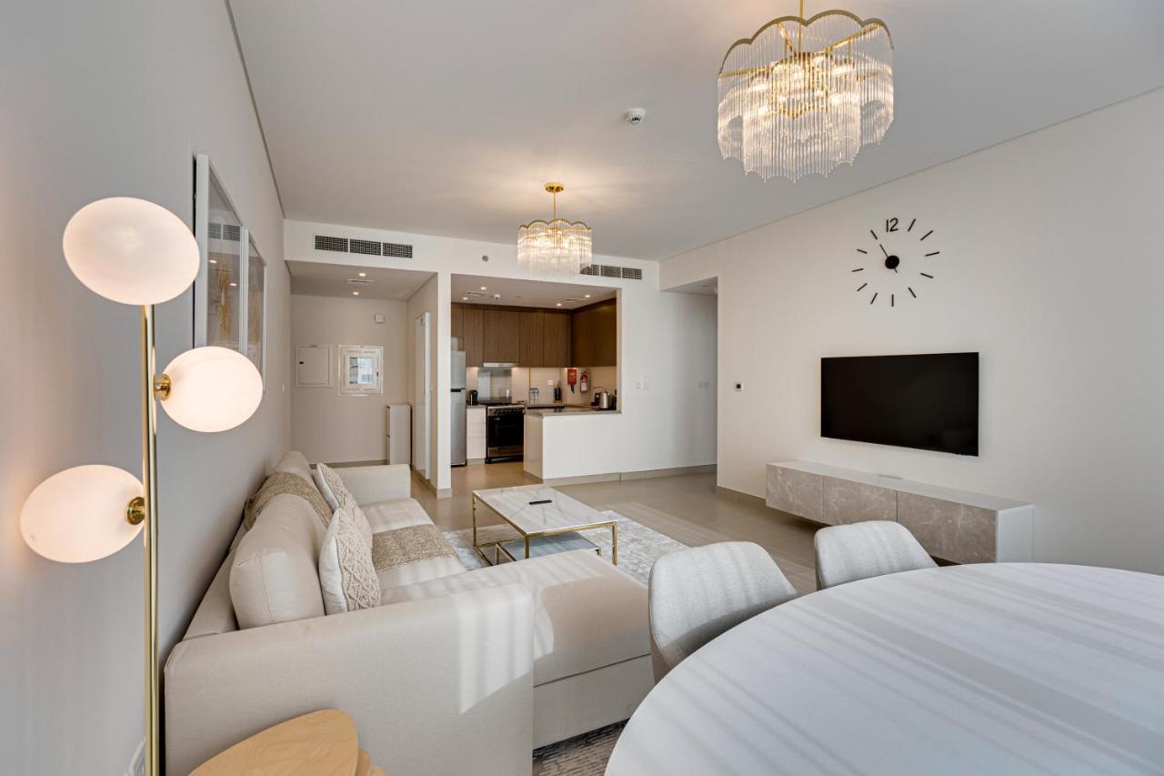 Apartment Sea View 2bd In New 52 42 Tower Marina