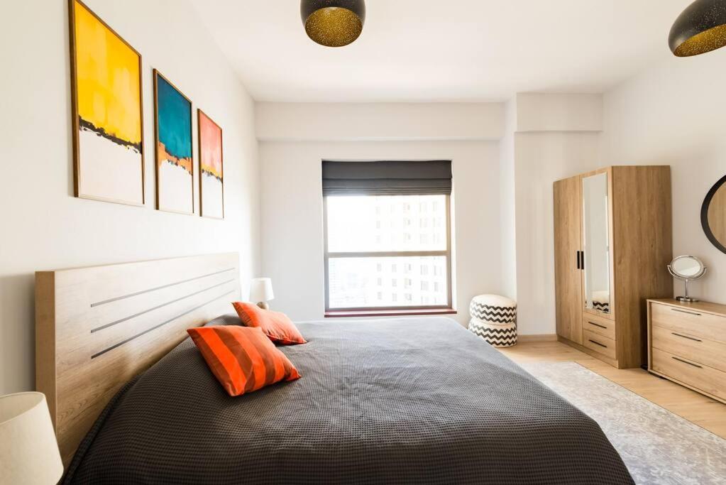 2br Vacation With Pool, Gym And Beach Access Apartment