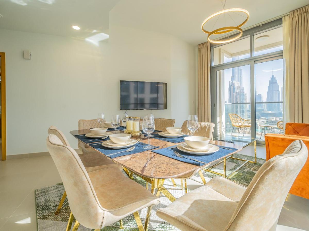 Glamorous Facing Burj Khalifa Appartement Dubaï