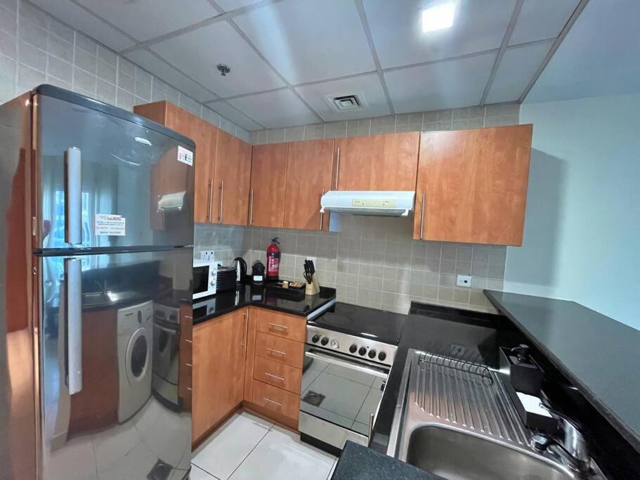 Vvk Holiday Homes, Marina View Tower * Dubaï