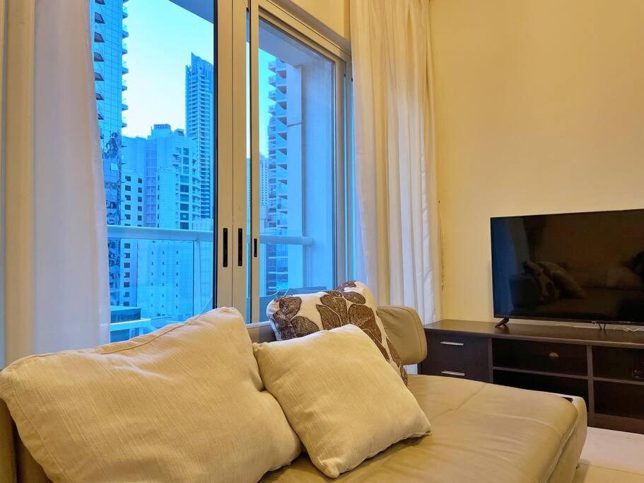Vvk Holiday Homes, Marina View Tower Appartement *