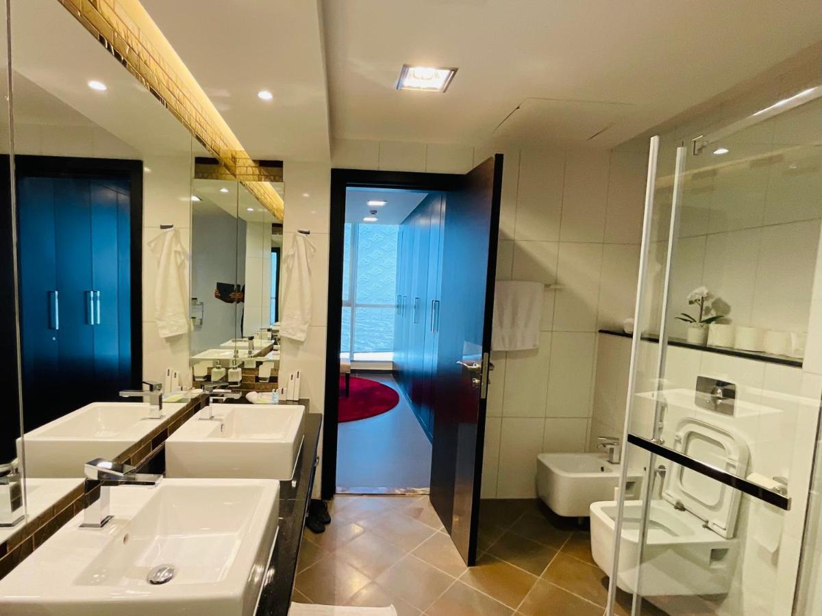 Marina Sky Penthouse
