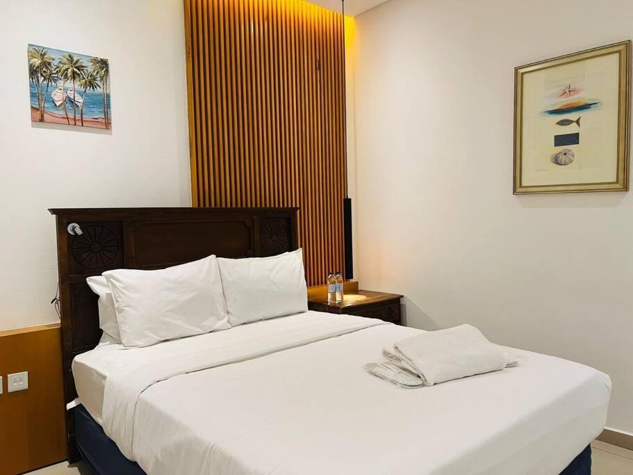 High Floor With Skyline & Burj Khalifa View 3 Bedroom Unit Marina Dubái