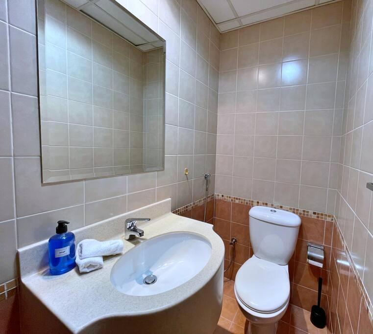 Vvk Holiday Homes, Marina View Tower *