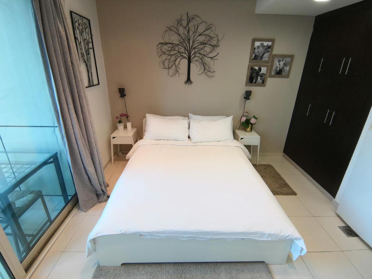Jbr Studio At Royal Oceanic Tower *