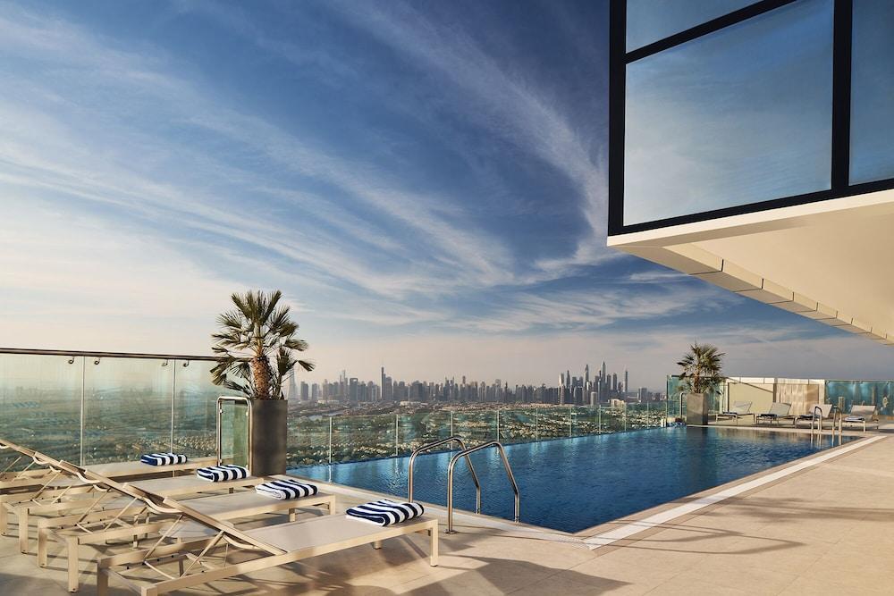 Novotel Jumeirah Village Triangle Dubái