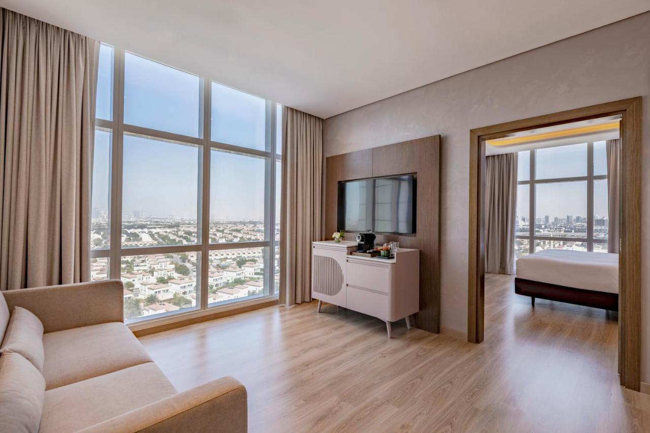 Movenpick Jumeirah Village Triangle 5* Dubai
