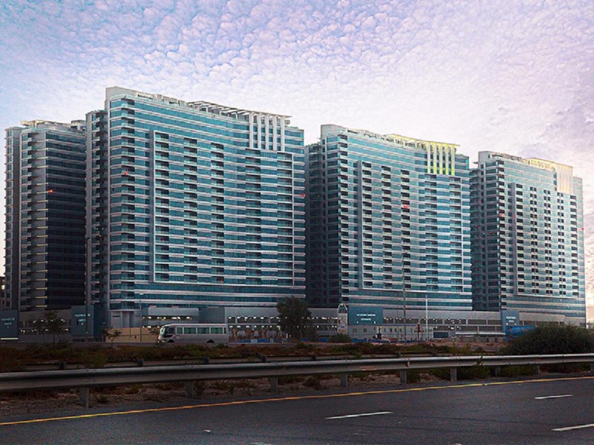 Octavius Home, Large 2 Bedroom Near Global Village & Outlet Mall Apartment Dubai