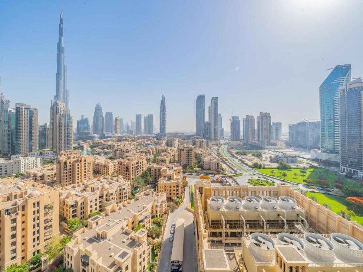 Glamorous Facing Burj Khalifa * Dubaï