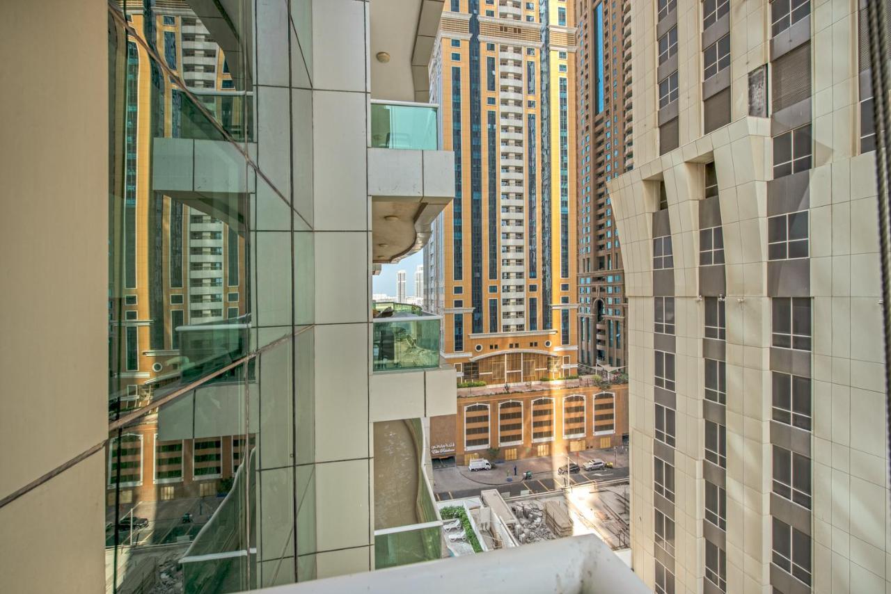 Classic 1br In Marina Pinnacle Tower, Marina Dubai