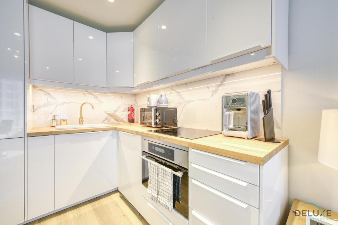 Stunning At Marina Views A Marina By Deluxe Homes