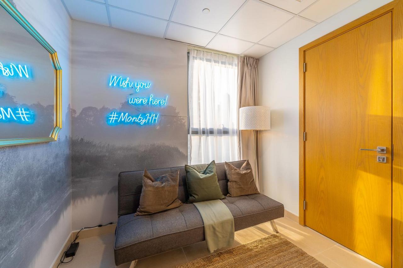 Appartement Spacious Art Deco With Burj & Canal Views Dubai