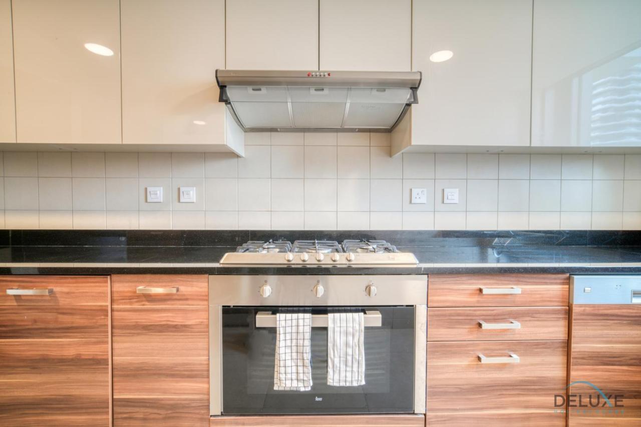 Rustic 2br At Sparkle Tower 1 Marina By Deluxe Homes Dubai