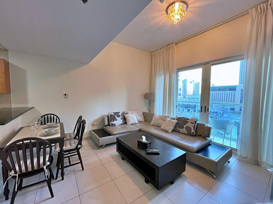 Vvk Holiday Homes, Marina View Tower * Dubaï