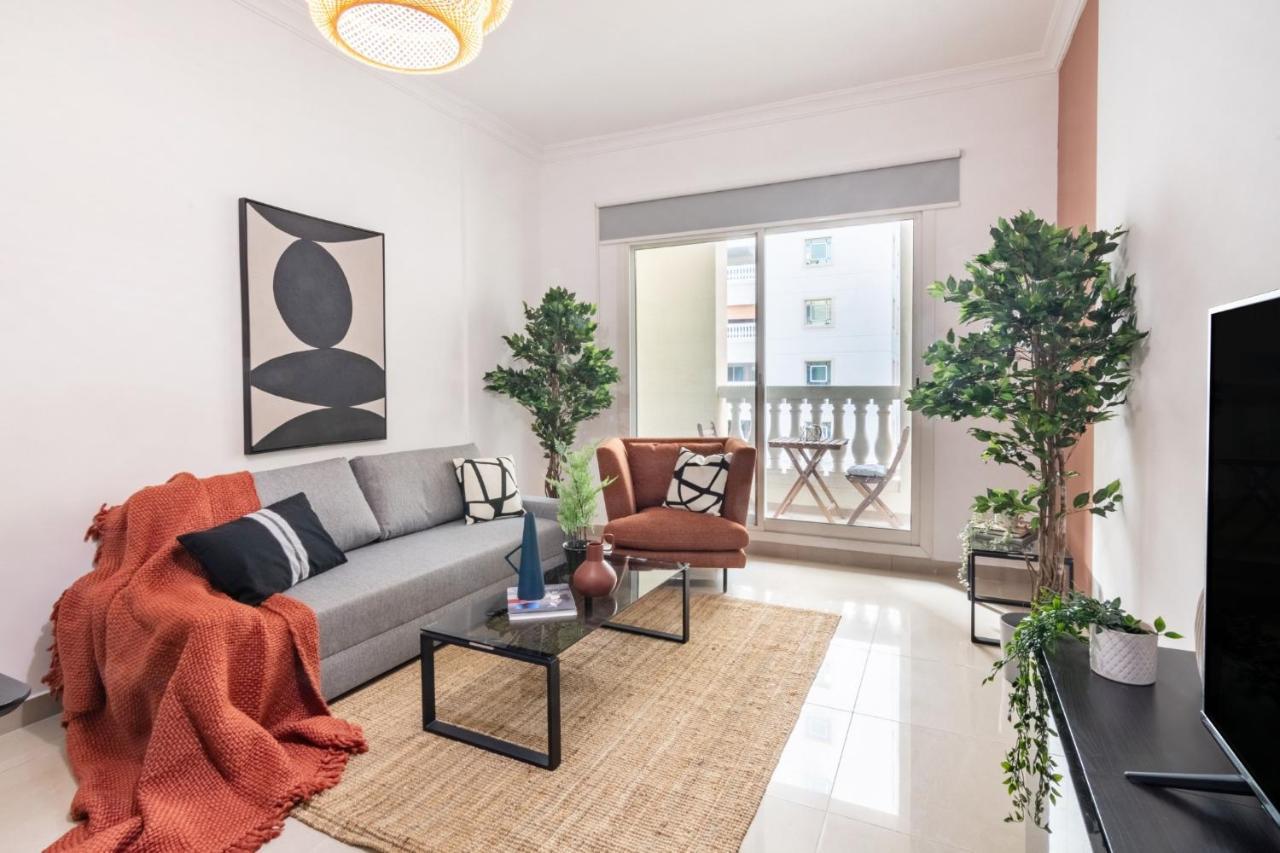 The Smart Concierge - Plaza Residences * Dubai