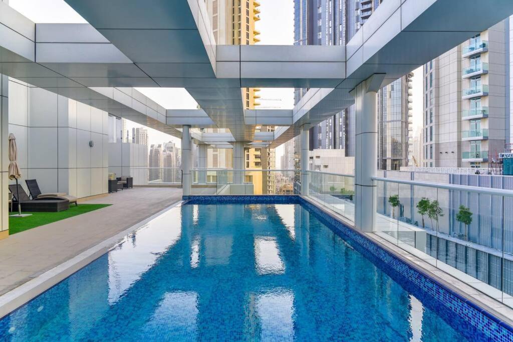 Frank Porter - Mon Reve Apartemen *