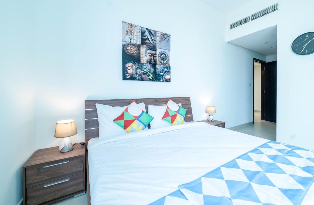 Oyo 561 Home Najma Tower A1Br Pensionat Dubai