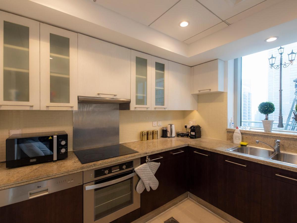 First Class 2br With Burj Khalifa & Downtown View Apartamento Dubai