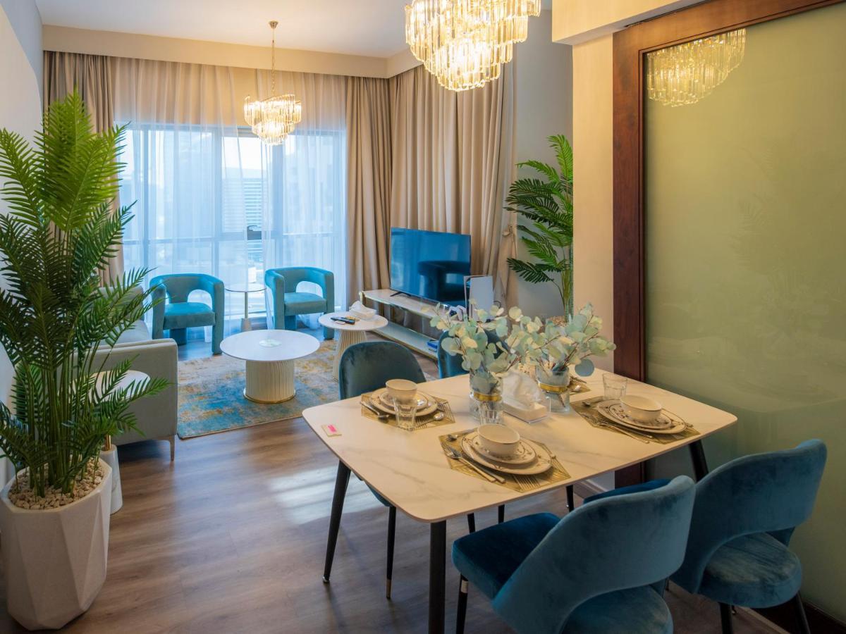 First Class 2br With Burj Khalifa & Downtown View