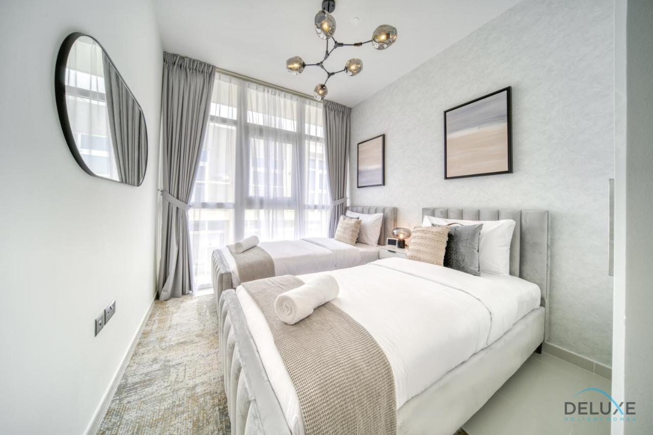 Apartamento Cheerful 3br Townhouse At Damac Hills 2, Dubailand By Deluxe Homes